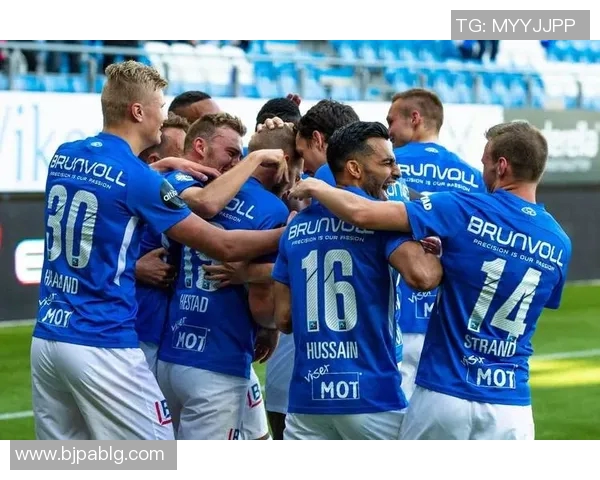 伊普斯维权之战对决富勒姆球队展现英超精彩对抗